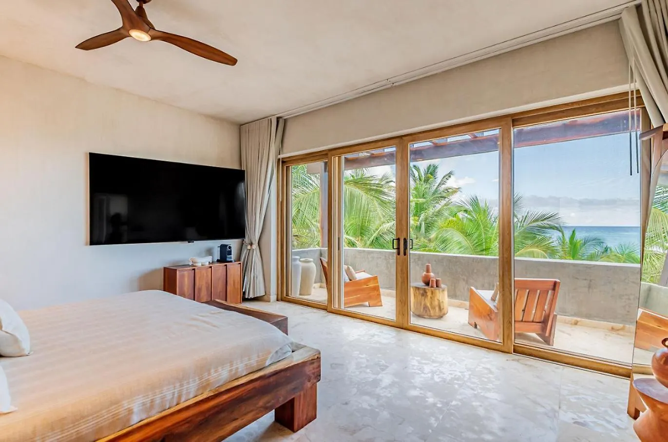 Beachfront Tankah 3 Villa For 18 Guests! トゥルム