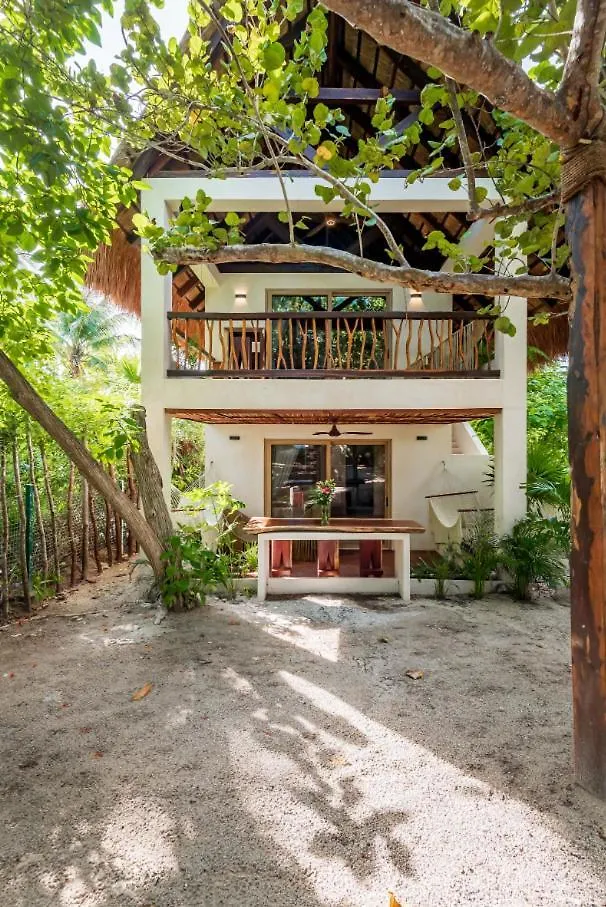 Beachfront Tankah 3 Villa For 18 Guests! Тулум