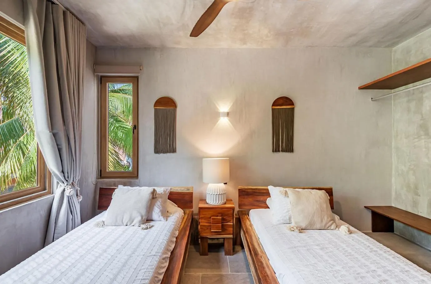 Beachfront Tankah 3 Villa For 18 Guests! Тулум